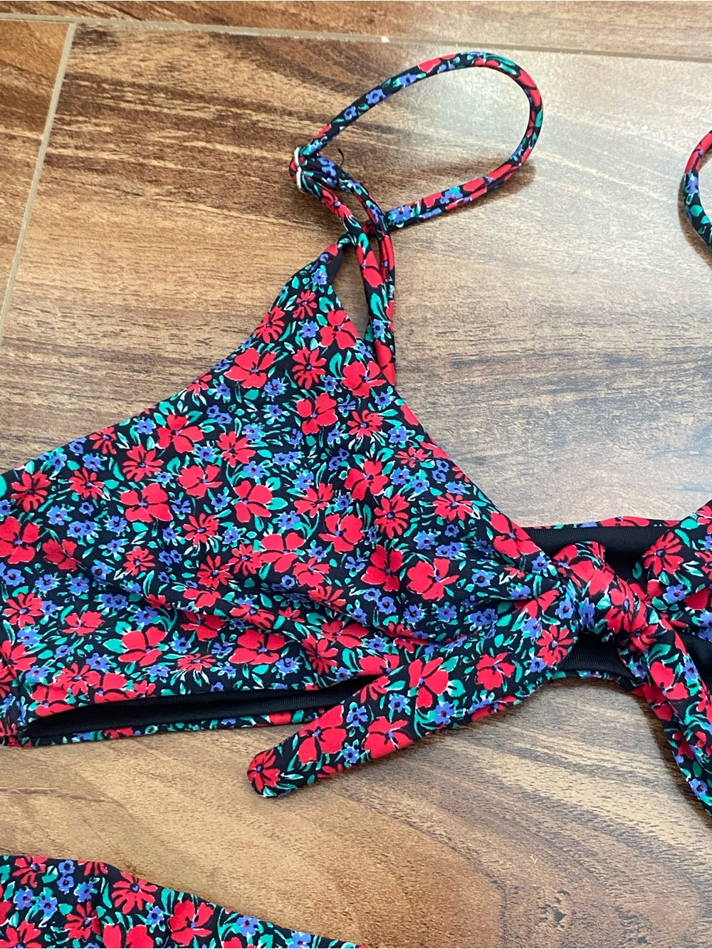 Tilly's Floral Tie-Front Bikini Set - Picture 4 of 7